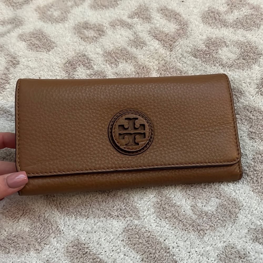 Camel Color Tory Burch Wallet